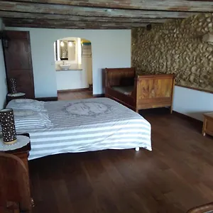 chambre-la-ferme-au-milieu-des-lavandes.fr-provencehotel.com/